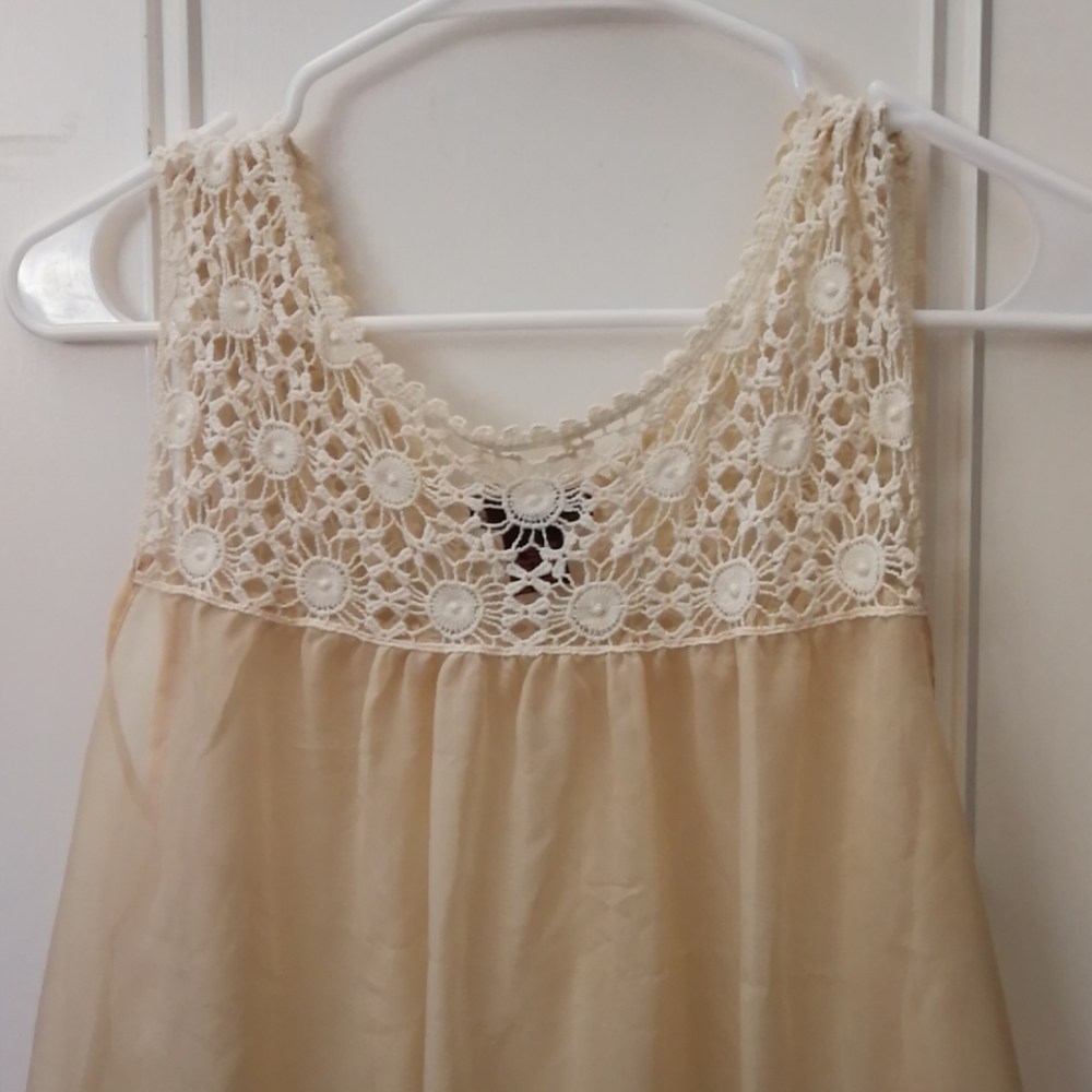 Tunic - Picture 2 of 5